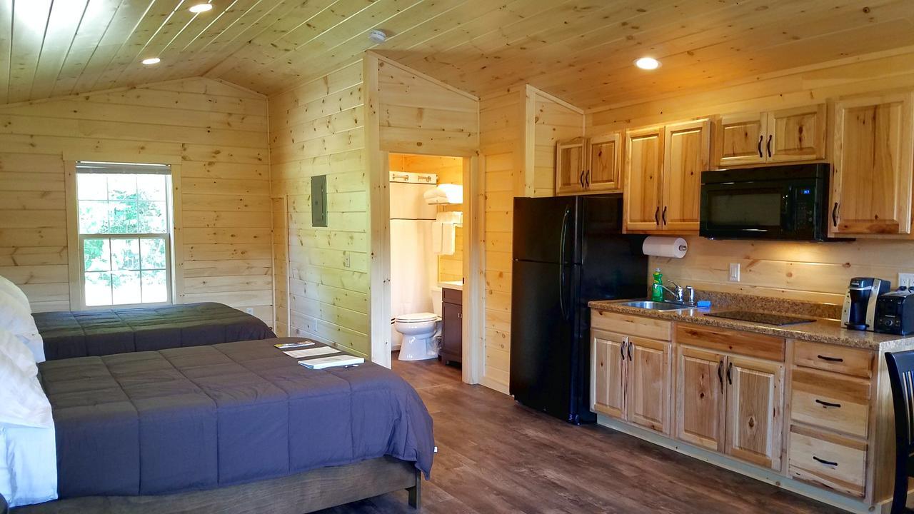 Abbot Trailside Lodging Abbot Village Екстер'єр фото